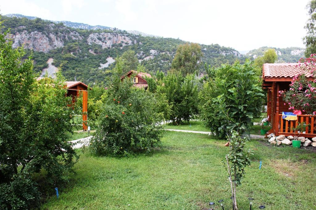 La Boutique Hemerans Cirali Hotell Exteriör bild